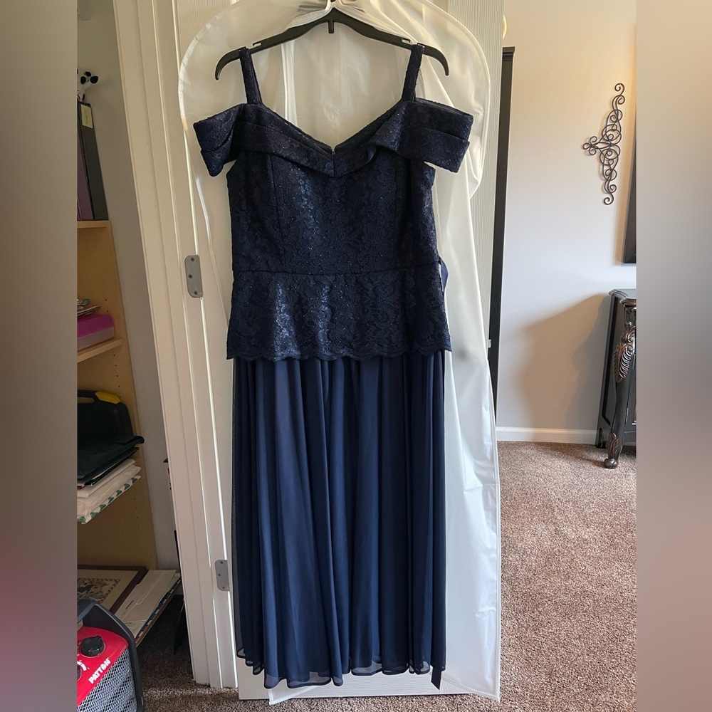 Beautiful navy/royal blue dress with sparkle bodice and flowy evening gown.
